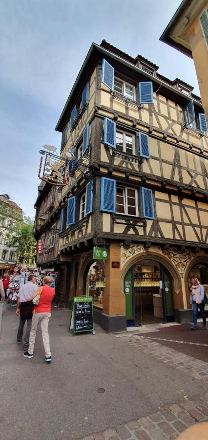 Le Red St Léon : Lit Queen Size * WIFI * Idéal Couple Colmar Esterno foto